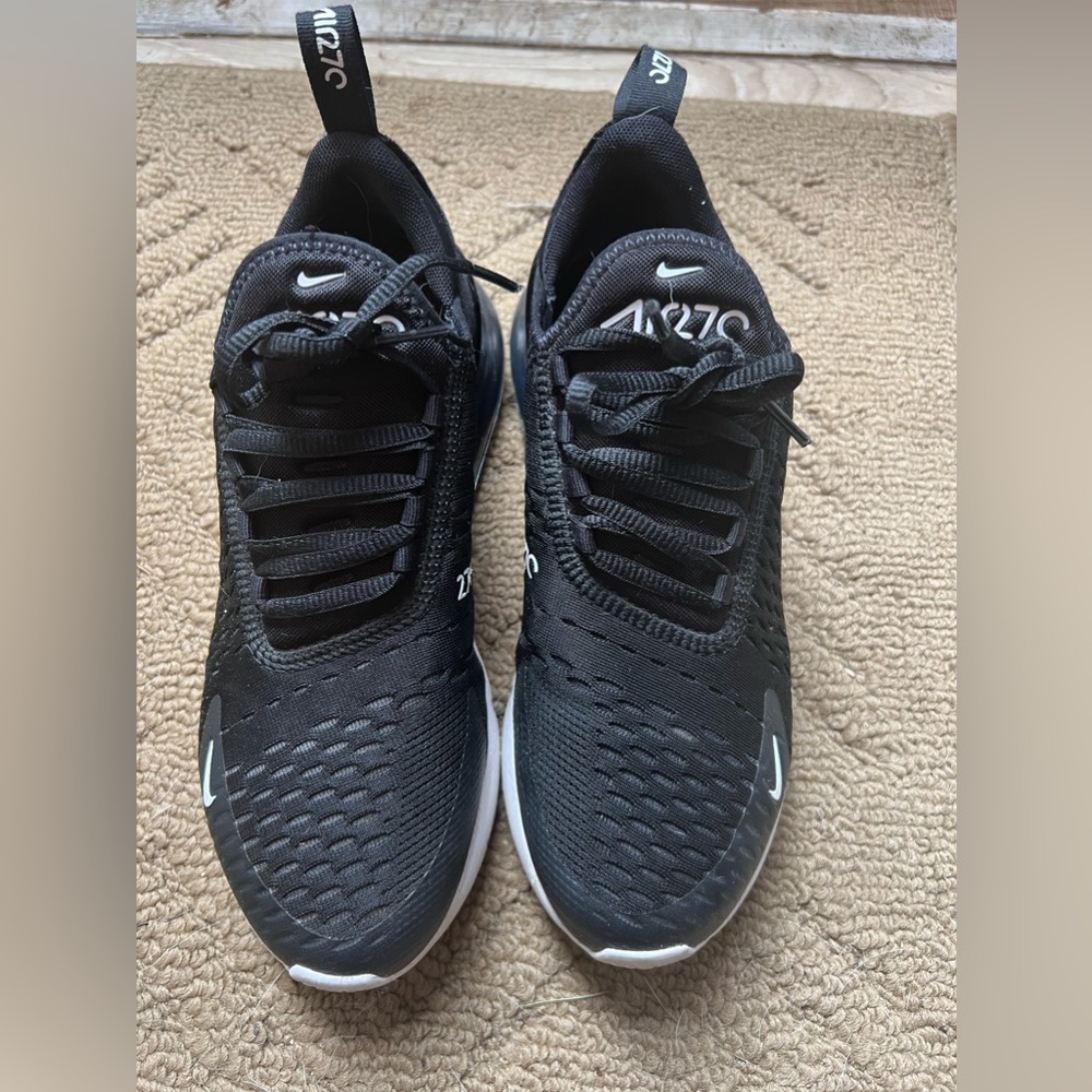 Nike Air Max 270